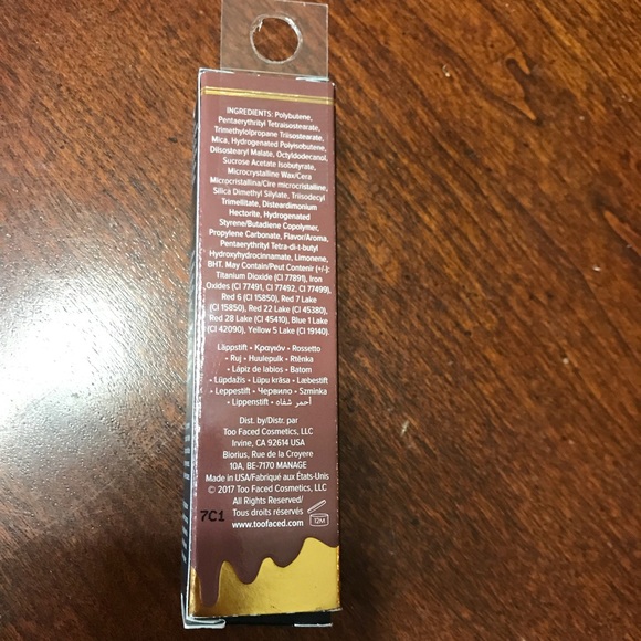 Too Faced Melted Latex lipstick Strange Love - Picture 4 of 6